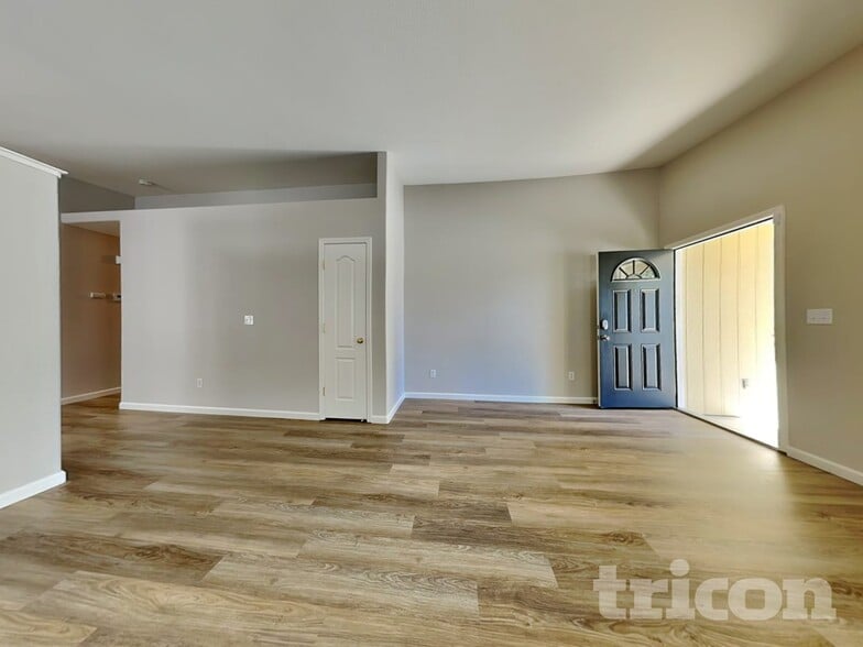 Building Photo - 18296 Lanceleaf Ct