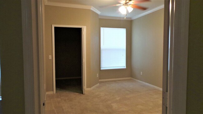 Building Photo - Beautiful 2/2 Ground Floor Condo in Gated Bella Terra Community-Orlando!