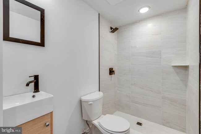 Building Photo - 4220 Baltimore Ave