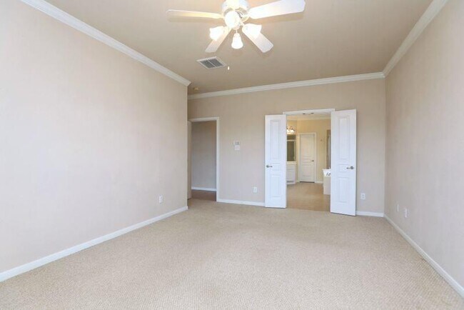 Building Photo - 26215 Park Ivy Ln