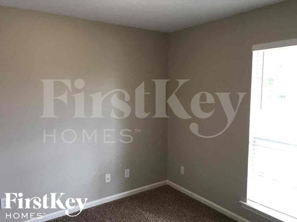 Building Photo - 4248 Fieldstone Way