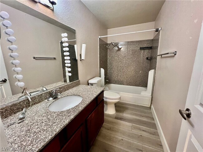 Building Photo - 5295 Indian River Dr