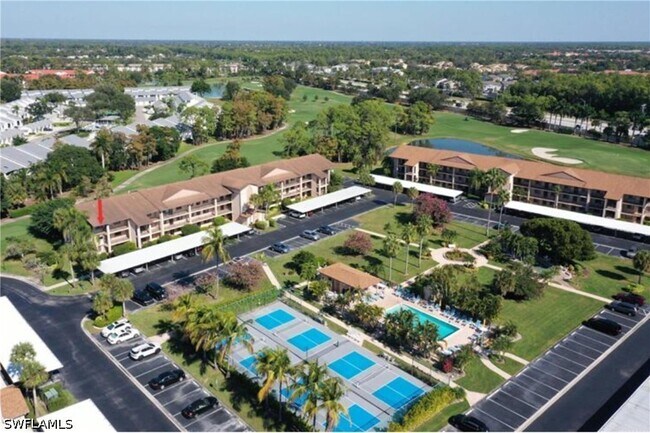 Building Photo - 7360 St Ives Way