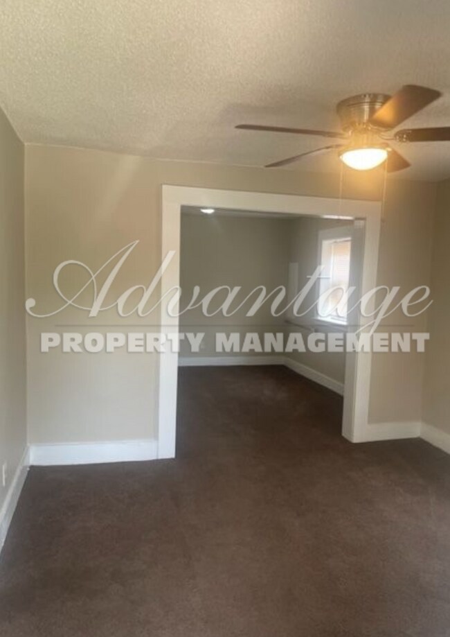 Building Photo - Very Nice Newly Rehabbed Home in North Mem...