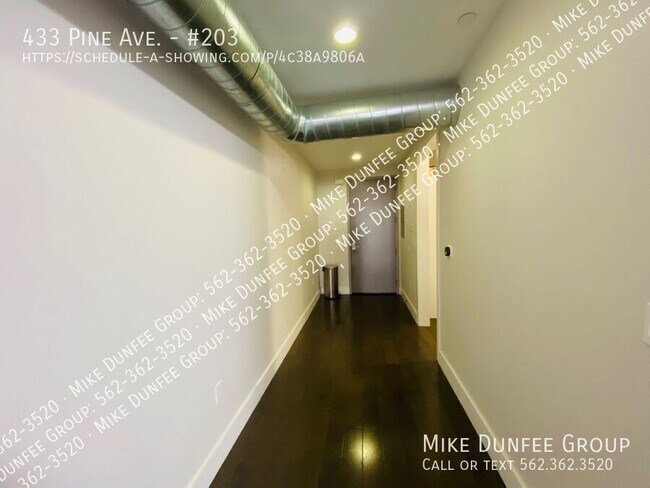 Building Photo - 433 Pine Ave