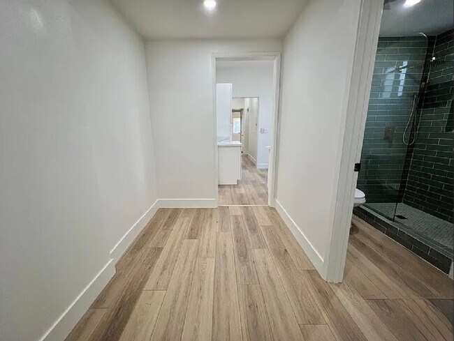 Building Photo - 151 W 52nd St