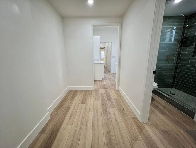 Building Photo - Beautiful Newly Remodeled HUGE 3 bedroom