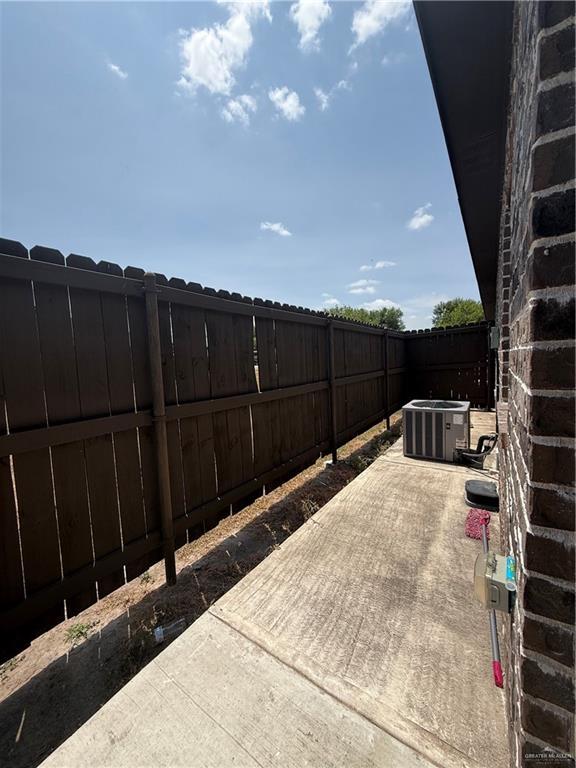Building Photo - 6903 Venus Dr
