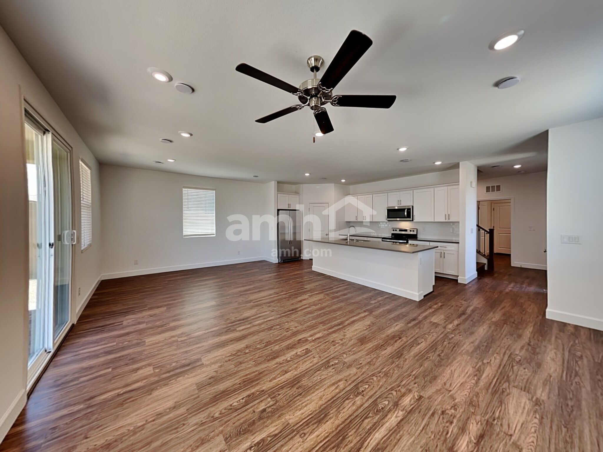 Building Photo - 9122 Ribbon Mdw Ct