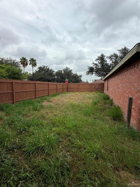 Building Photo - 12 E Zinnia Ave