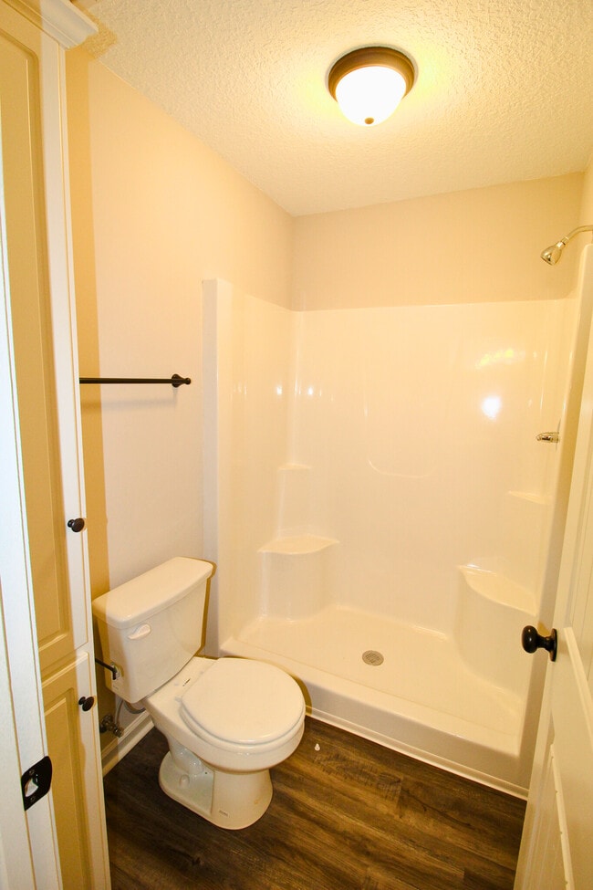 Building Photo - 428 Andover Dr