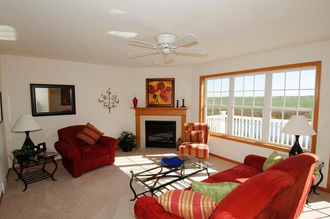 Building Photo - 641 Bear Claw Way