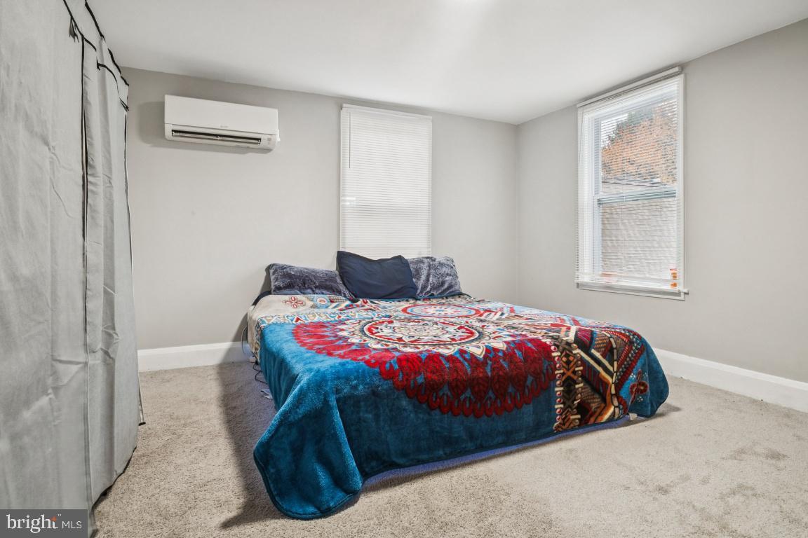 Building Photo - 50 S Church St