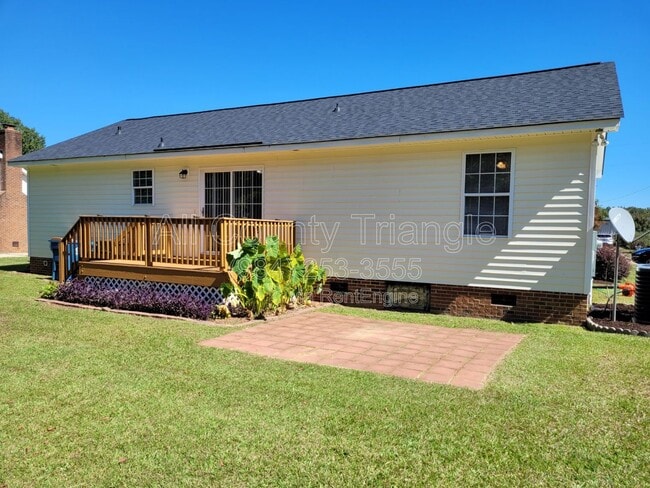 Building Photo - 111 Sunset Dr