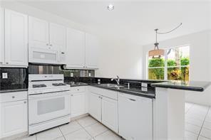 Building Photo - 4295 NW 64th Ln
