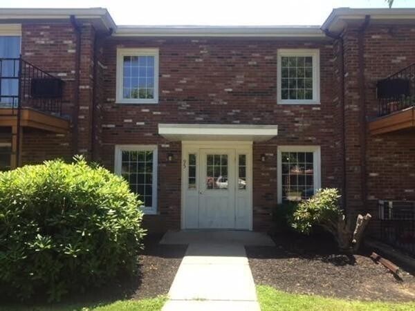 Building Photo - 95 Fountain Ln