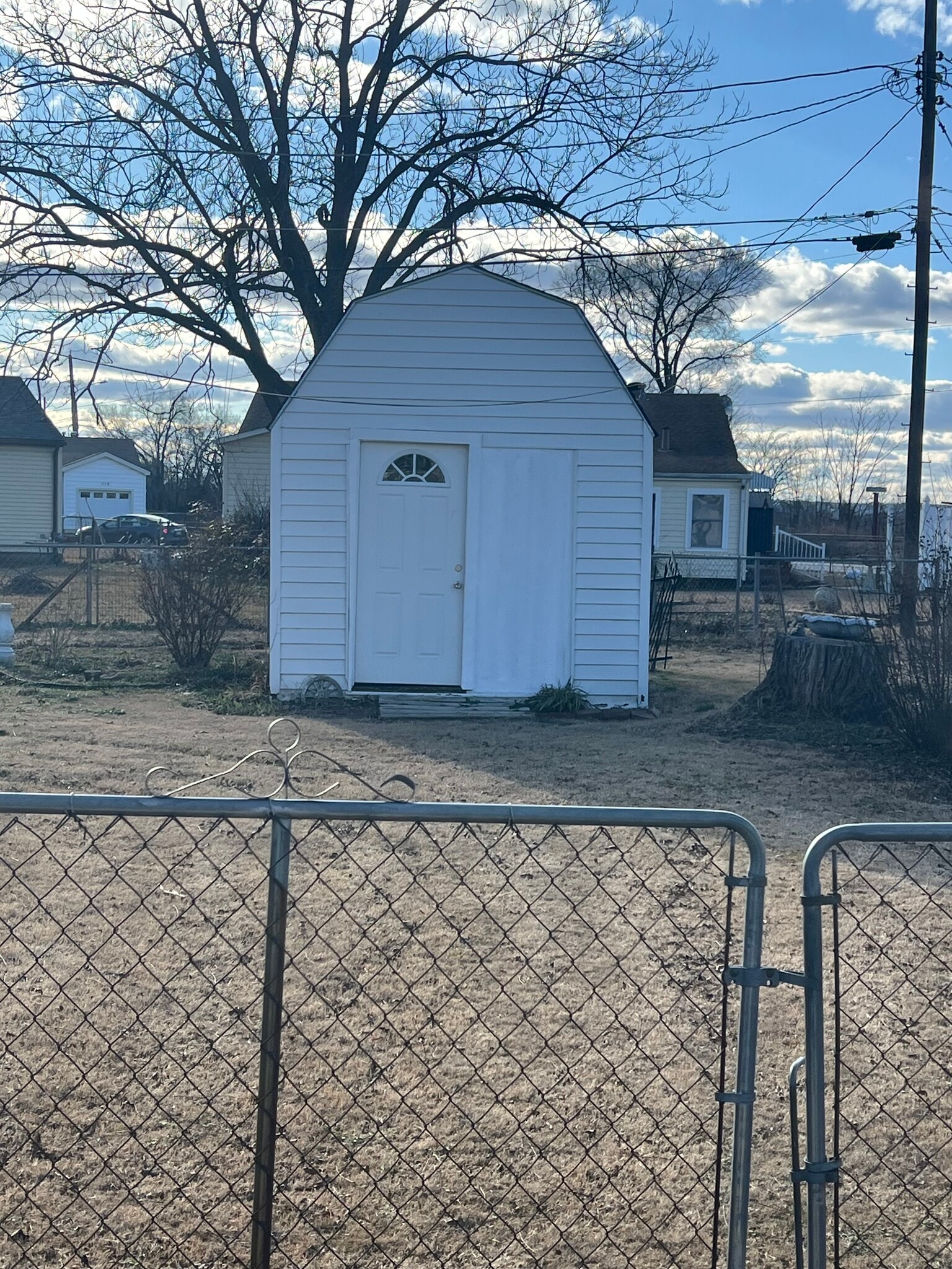 Building Photo - 108 Circle Dr