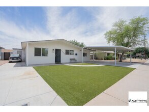 Building Photo - Exquisite 4/2 Tempe House with Vaulted Cei...