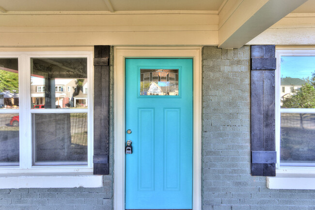 Building Photo - Cozy 1-Bedroom Duplex in Oklahoma City - C...