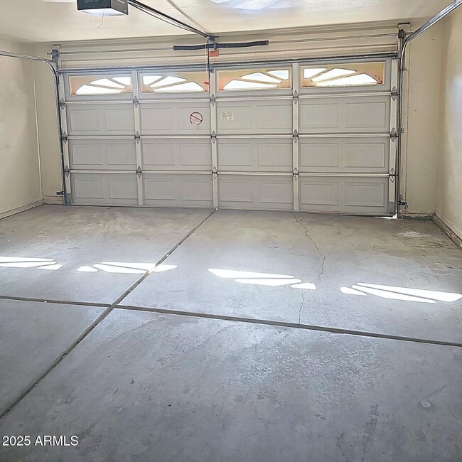 Building Photo - 7060 E Burro Ln
