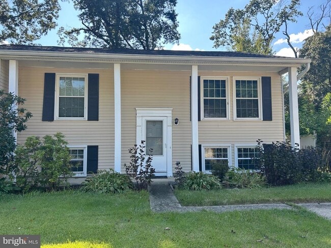 Primary Photo - 615 McKinway