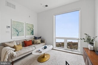 Building Photo - 2905 Georgia Ave NW