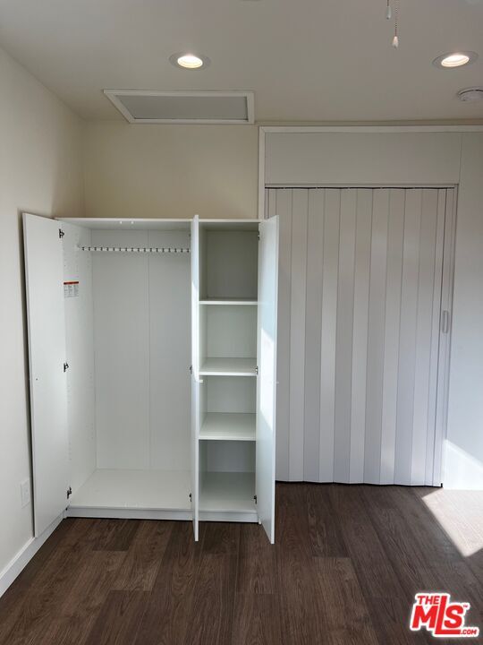 Building Photo - 636-634 E 87th St