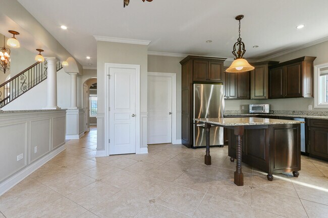 Building Photo - 1131 Turnberry Ct