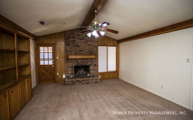 Building Photo - 5807 2nd St