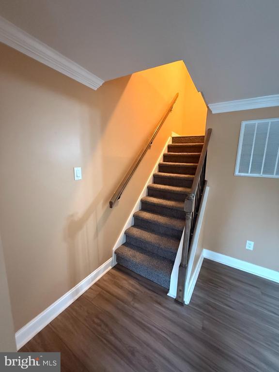 Building Photo - 20 Hapsburg Ct