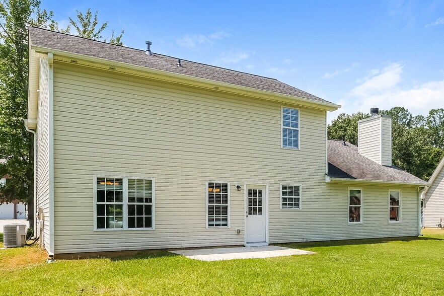 Building Photo - 3391 Kittery Dr SW