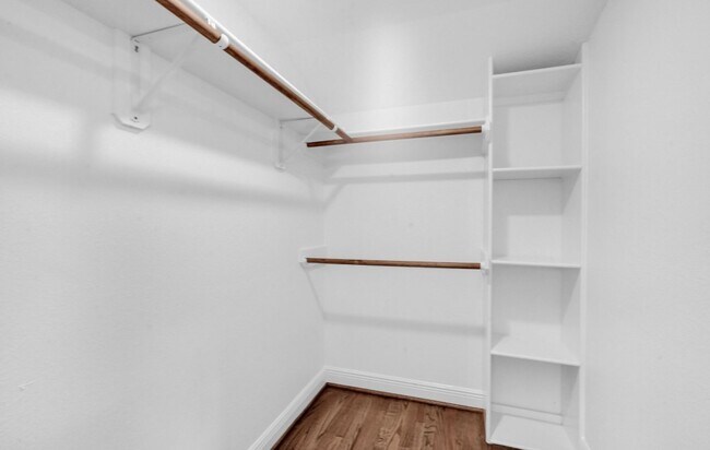 Building Photo - 3021 Prospect St