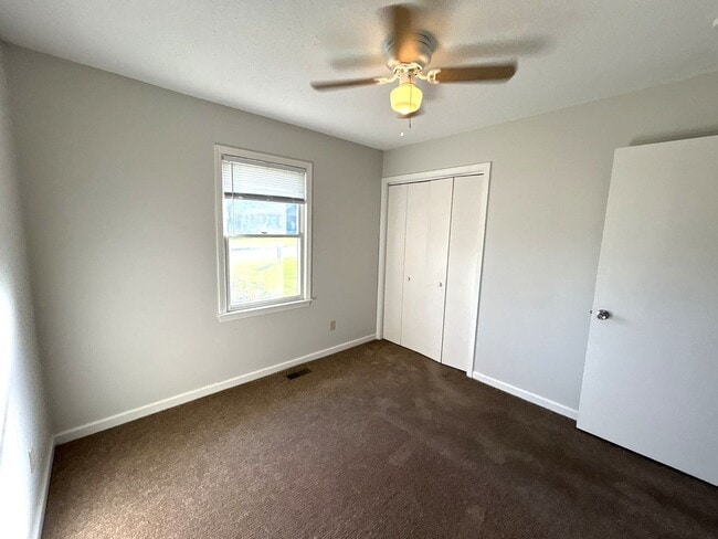 Building Photo - 5722 Whisperwood Dr