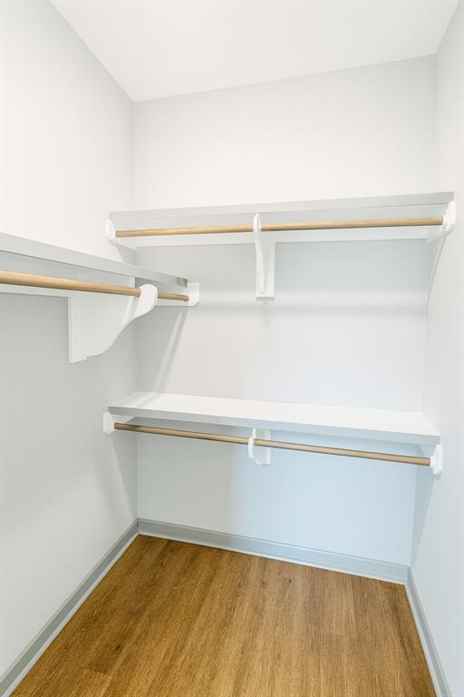 Building Photo - 200 Maple Ln