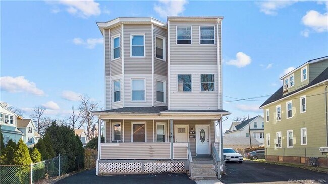 Building Photo - 74 Chadwick Ave