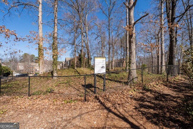 Building Photo - 2117 Wylmoor Way