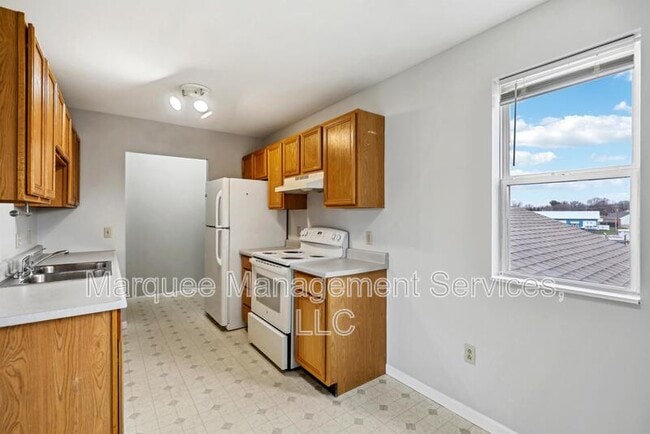 Building Photo - 118 Talon Pl