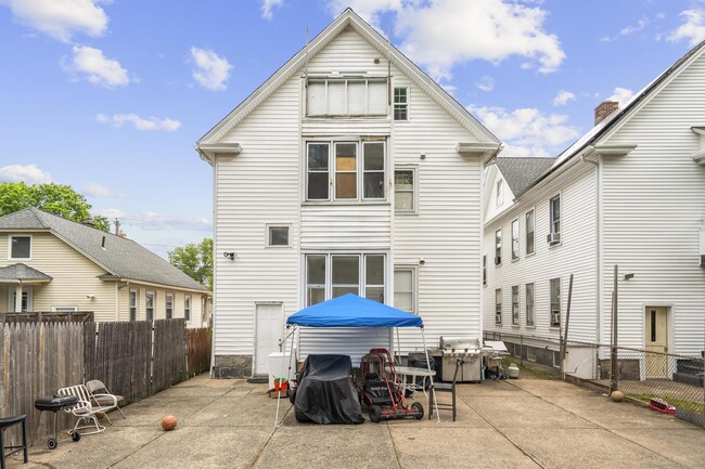 Building Photo - 969 Wood Ave