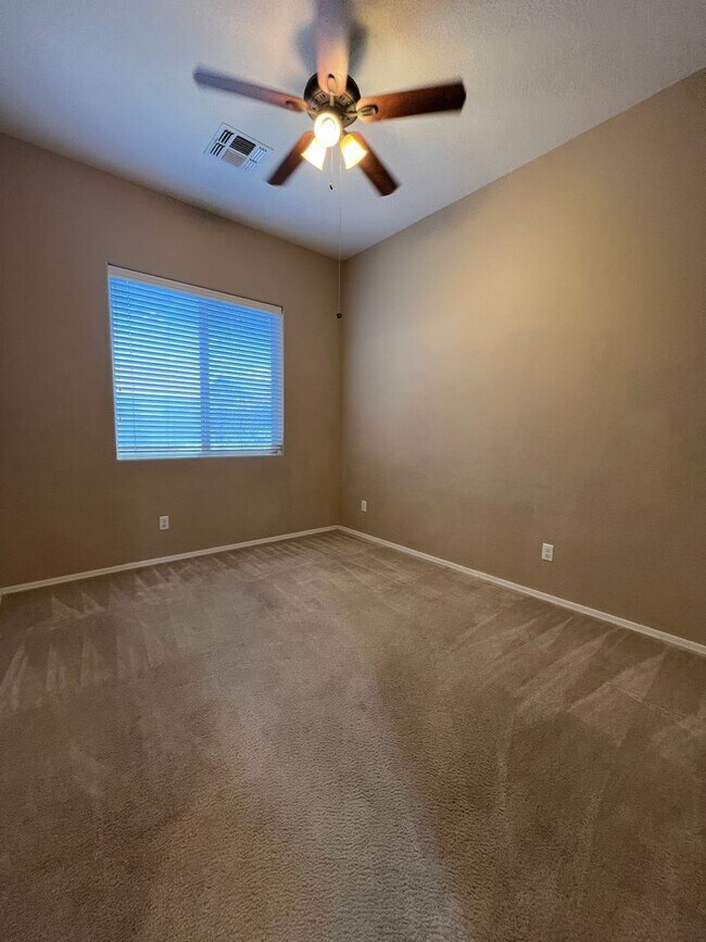 Building Photo - Two Bedroom home in Granville!