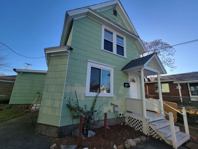Building Photo - 385-387 Belmont St