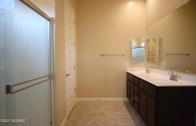 Building Photo - 3462 W Ringtail Den Way