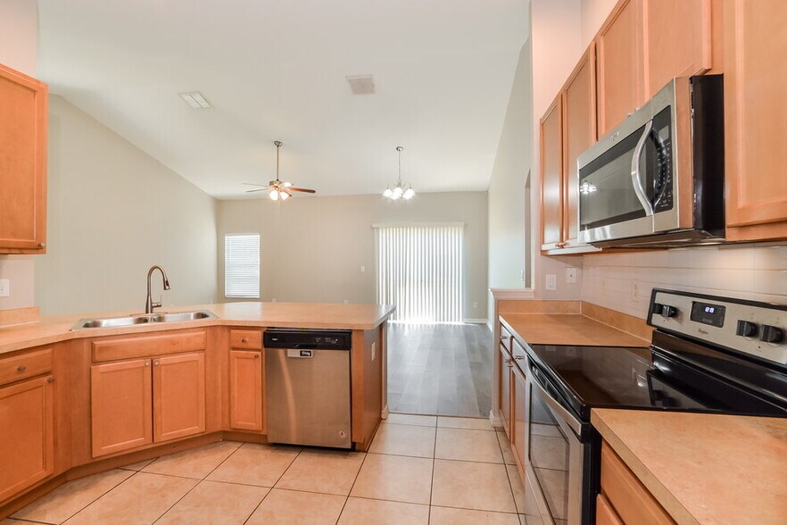 Building Photo - 2511 Bobby Lee Ln