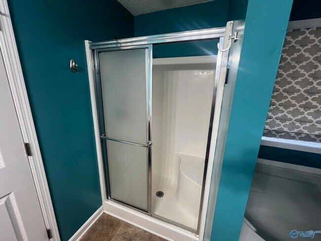 Building Photo - 108 Ann Bradley Dr