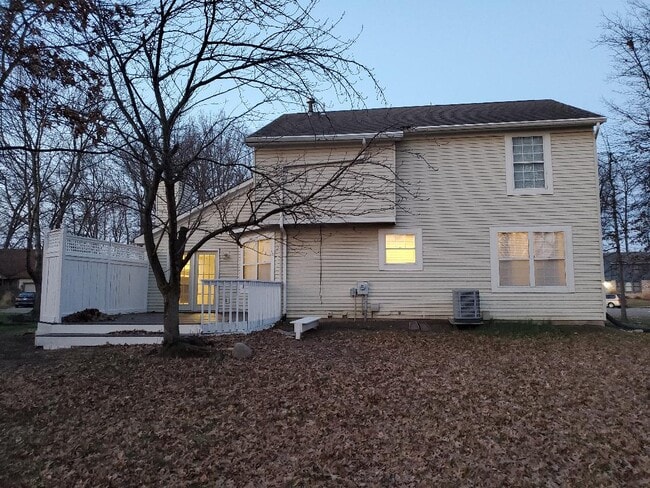 Building Photo - 6423 Plankton Dr