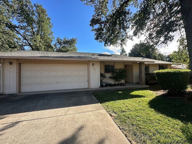 Building Photo - Nice well cared for home in desirable Edge...
