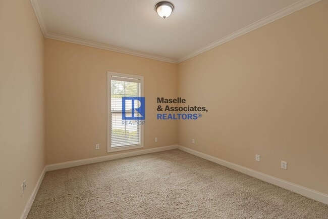 Building Photo - 3 Bed/2 Bath Home in Stillhouse