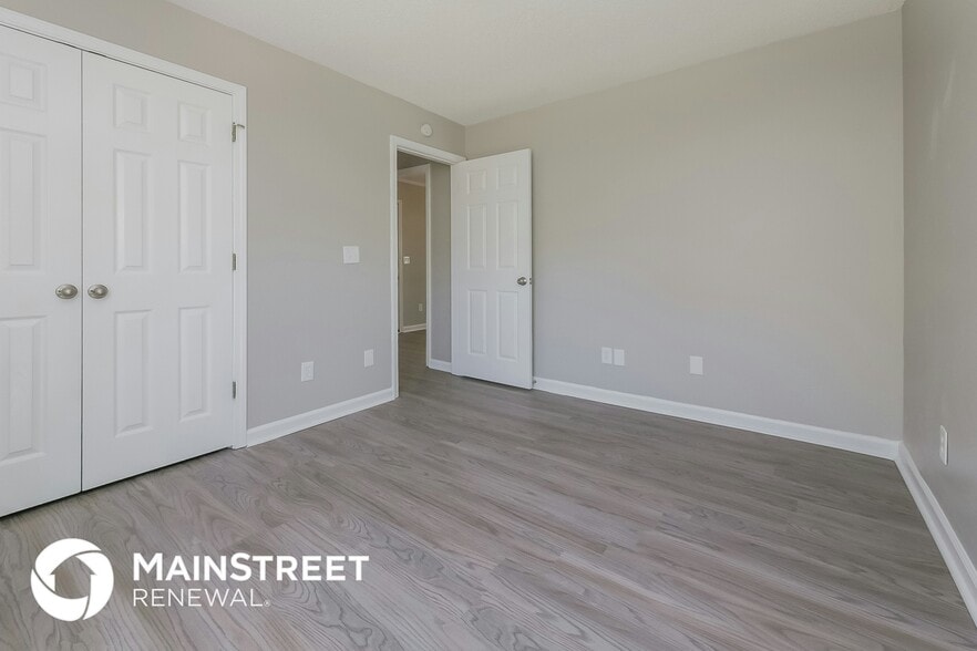 Building Photo - 1514 N Hampton Ct