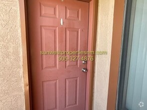 Building Photo - 2 bed Condo in Country Club Villas