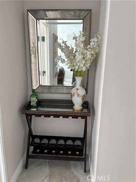 Building Photo - 525 E Seaside Way