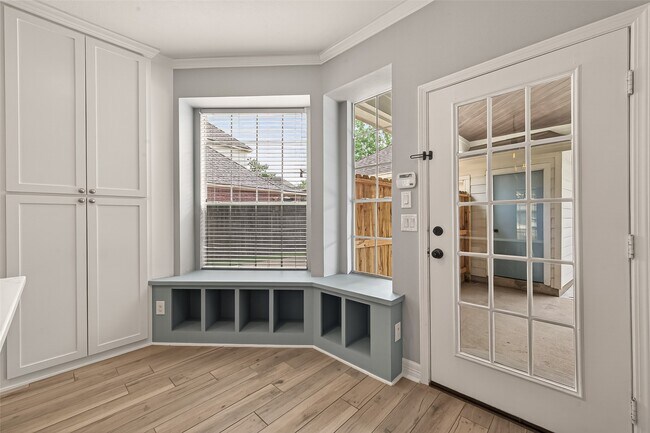 Building Photo - 22411 Kendall Shay Ct